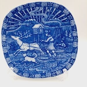 1971 Rorstrand Christmas Plate Nils In Lapland Blue and White Sweden 7.5 Inch